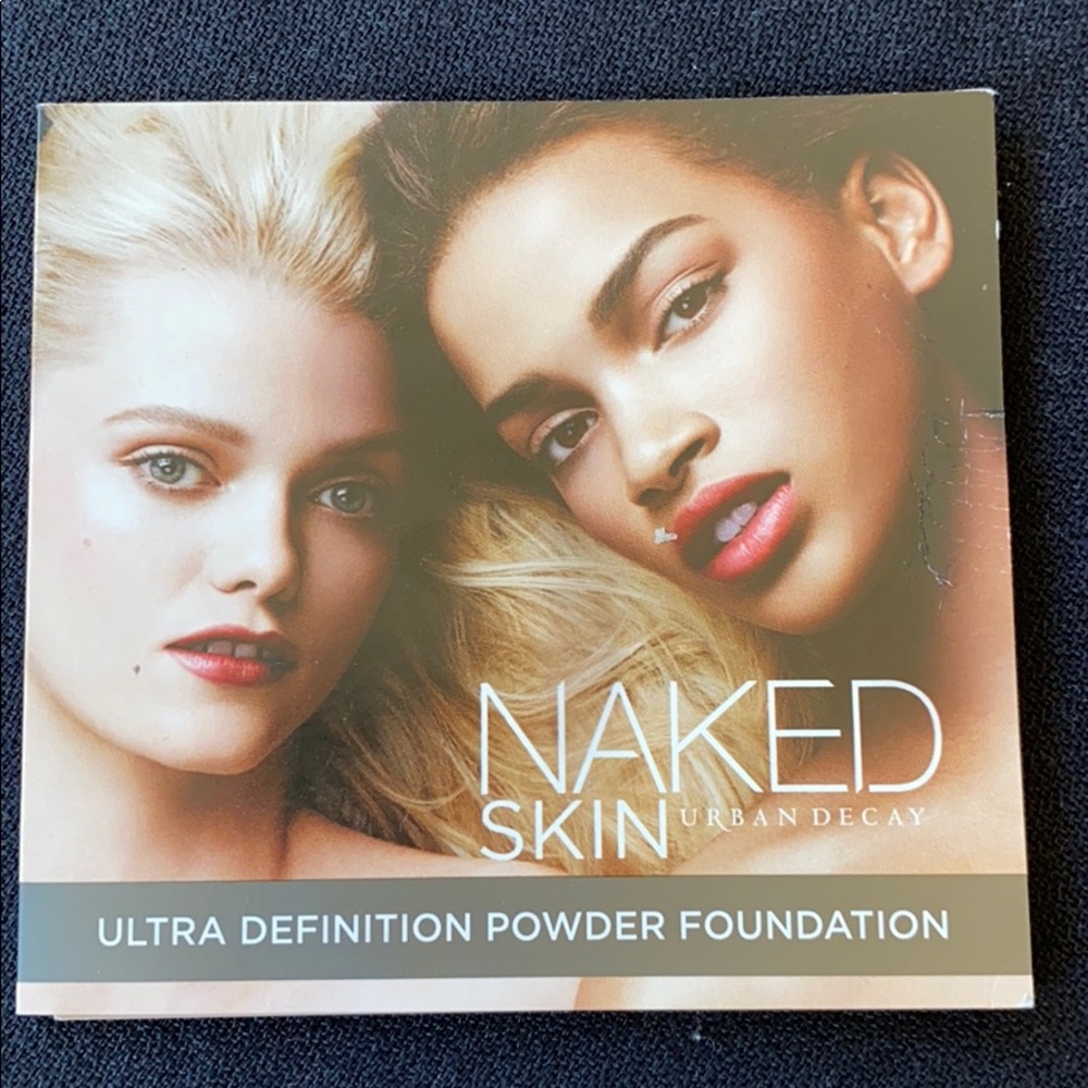 Naked skin foundation sampler